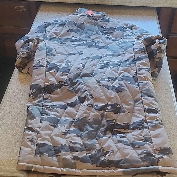 Adidas Long Quited Size S Coat Marapat Digital Desert Camo Like New - Picture 11 of 16